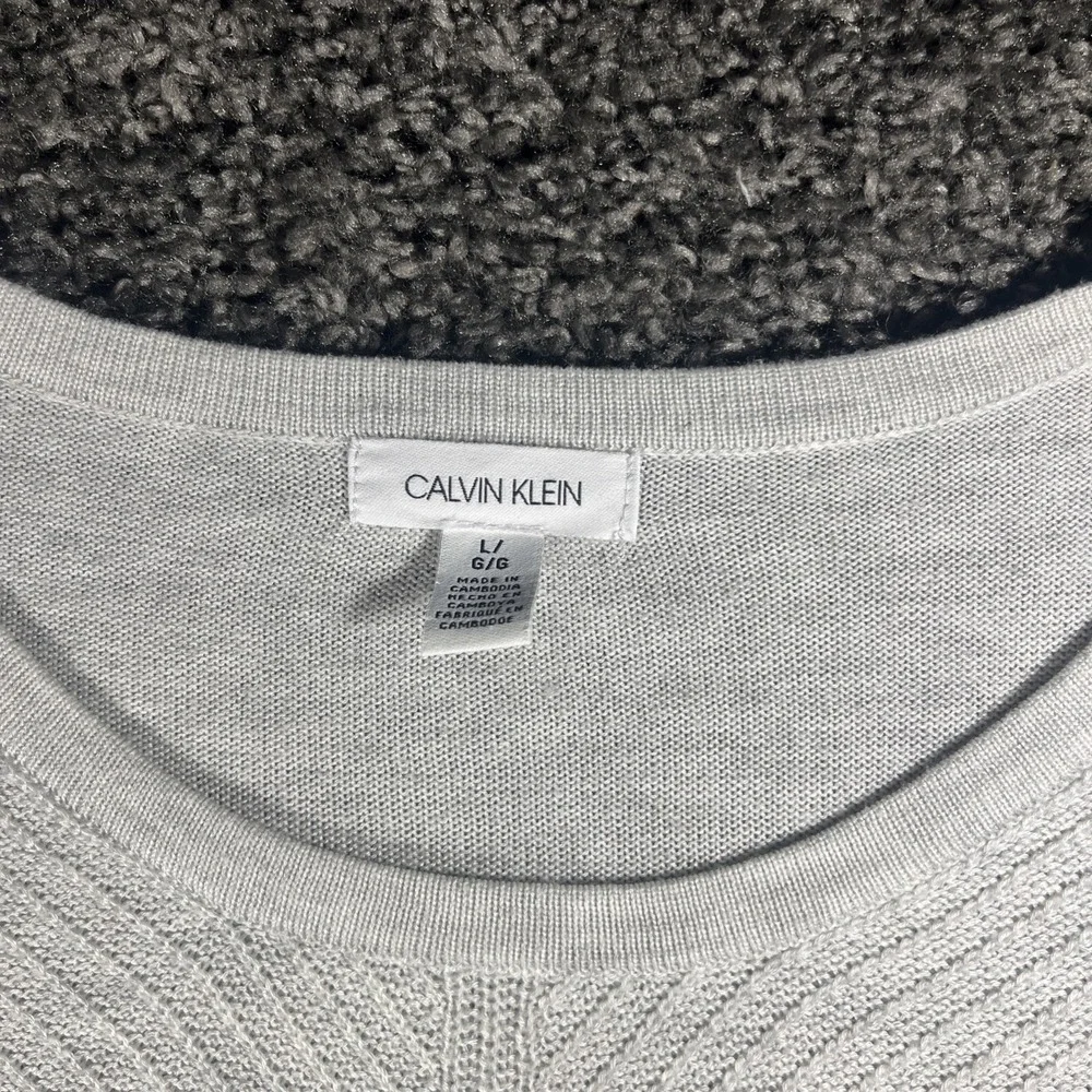 Calvin Klein Women's Layered Gray Sweater Size Large - Picture 3 of 8